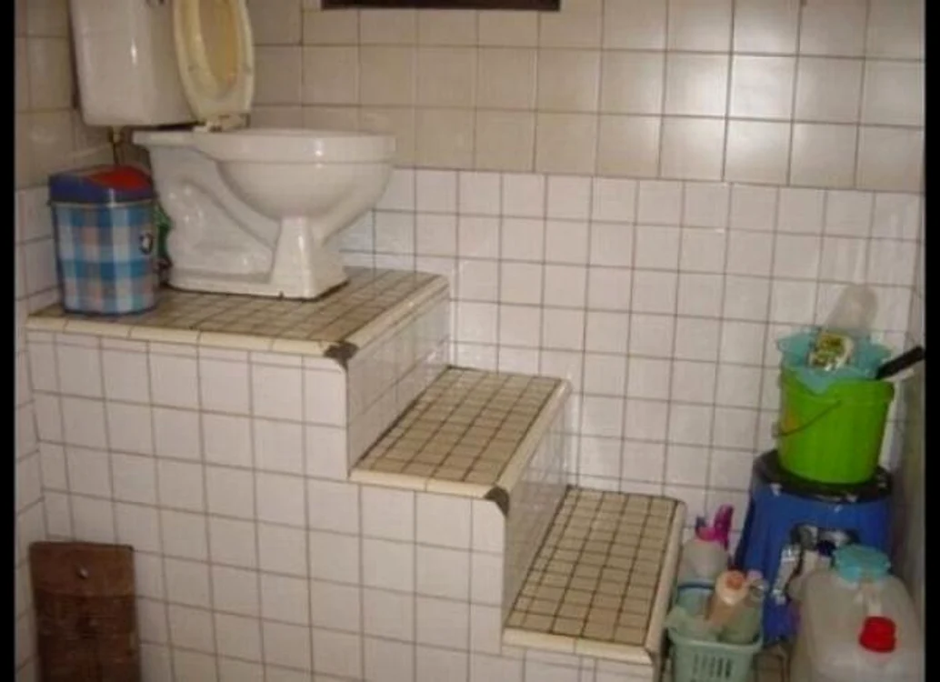 wc-uri ciudate