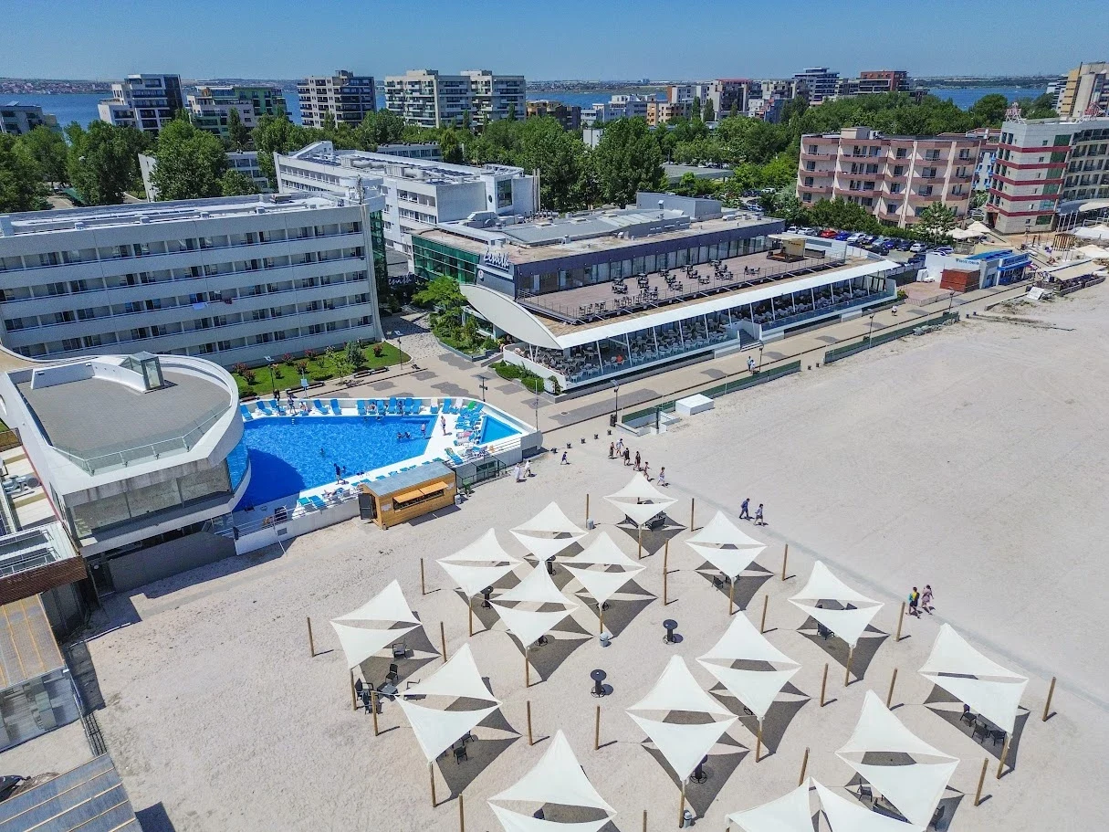 Hotel de lux cu 300 de camere din Mamaia, vândut într-o tranzacție discretă