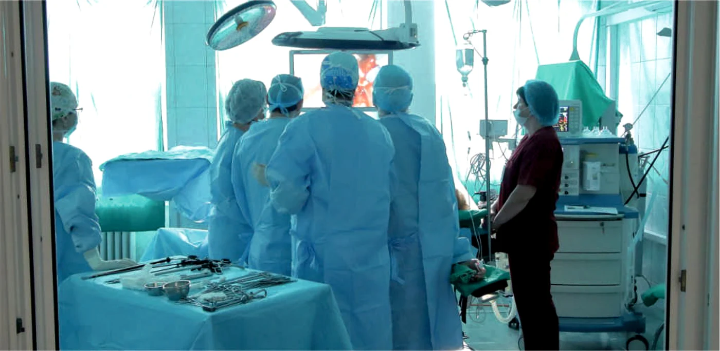 Fără echipamente de protecție, medicii ajung să fie contaminați cu noul coronavirus