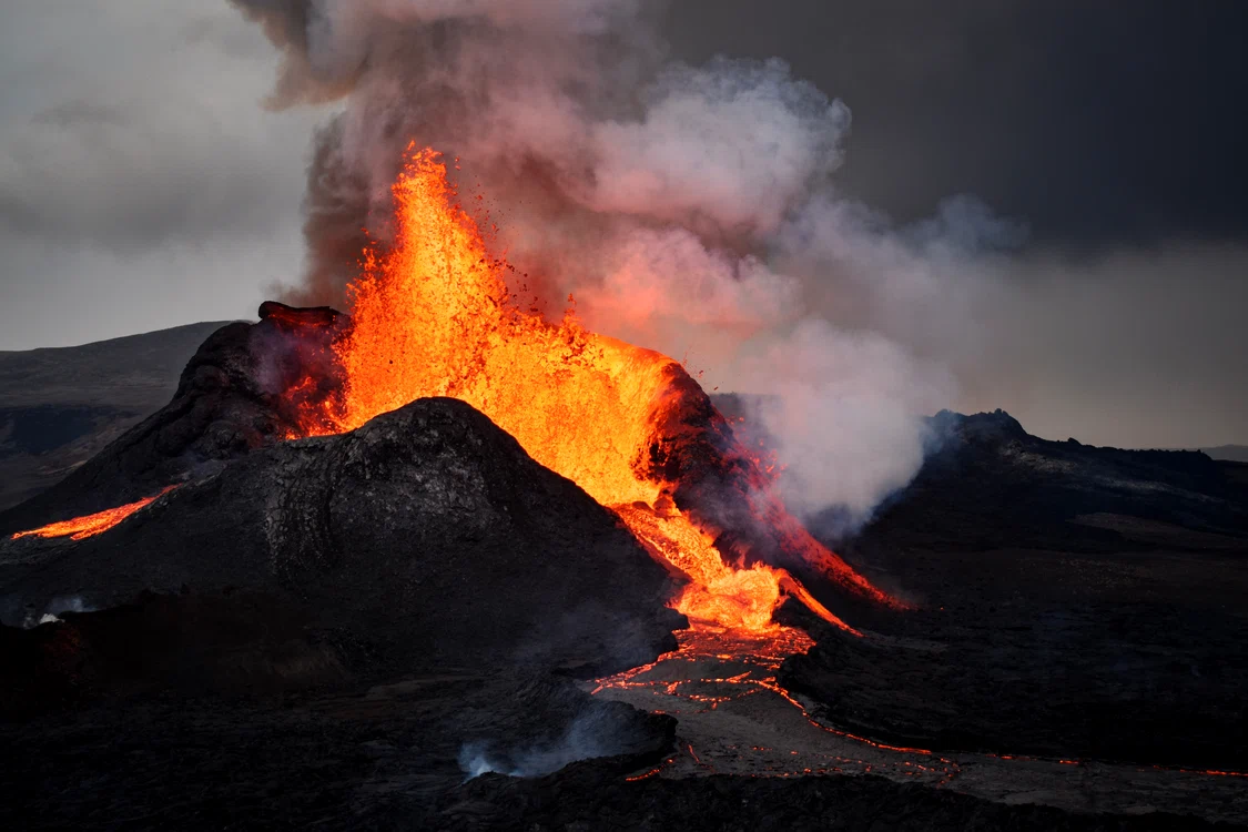 Erupție vulcanică în Islanda FOTO SHUTTERSTOCK