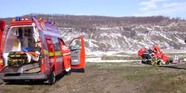 Paramedicii mehedinţeni salvează vieţi de un an 