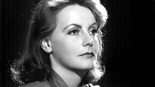 Greta Garbo Și “Sfinxul” a spionat jpeg