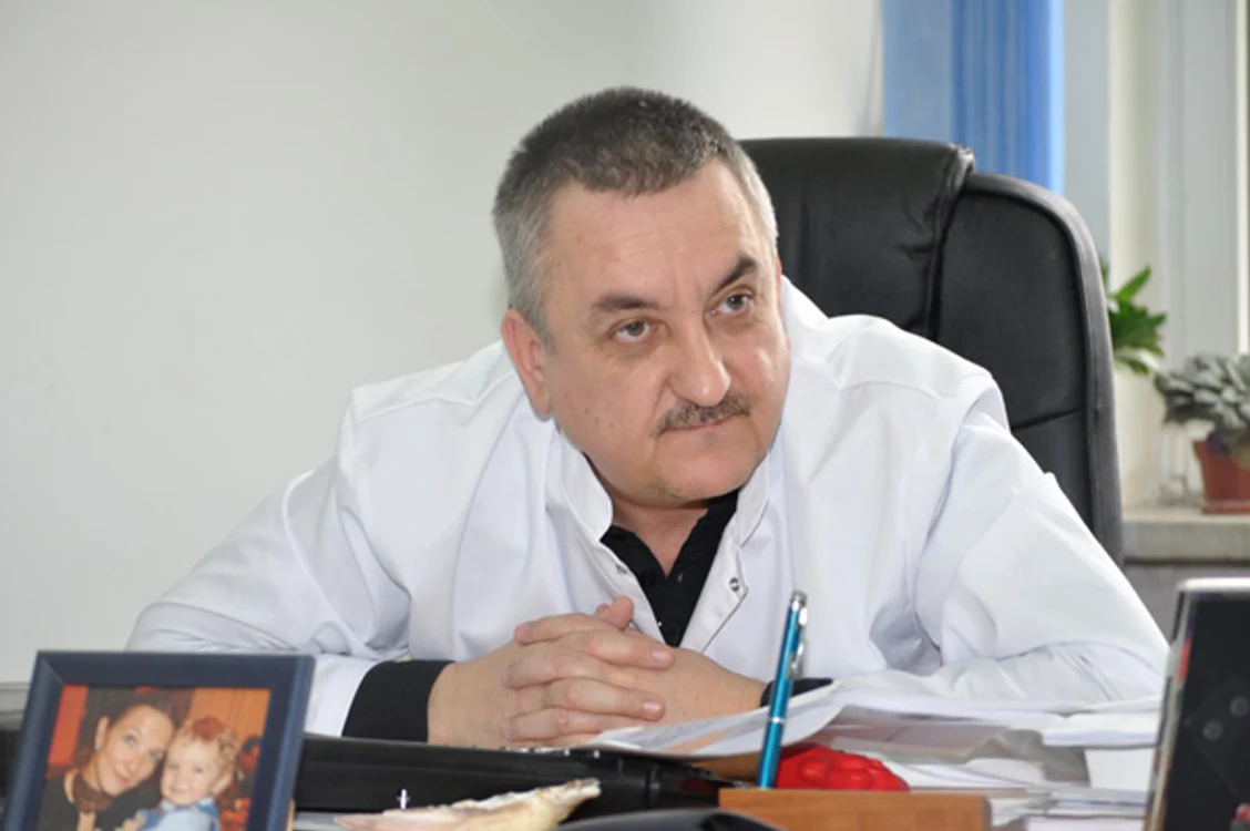 Dr. Victor Zota