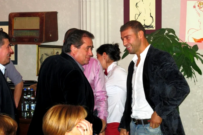 Lucian Bute a fost sărbătorit în București * Foto: Marian Burlacu