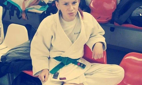 felicia papuc jpeg