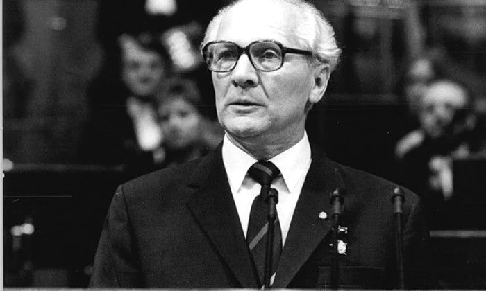 Erich Honecker, din lagărul nazist la preşedinţia Germaniei de Est jpeg