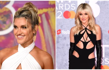 ashley roberts topless la plaja jpg