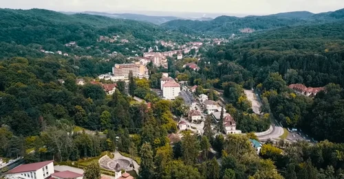 Staţiunea cu cel mai curat aer din Europa - Băile Govora - Vâlcea - vedere aeriană Foto Adevărul