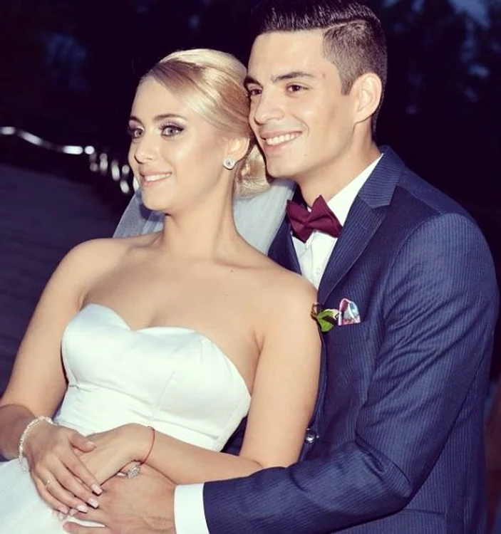 Teodor, alături de sora lui mai mare, Sonia