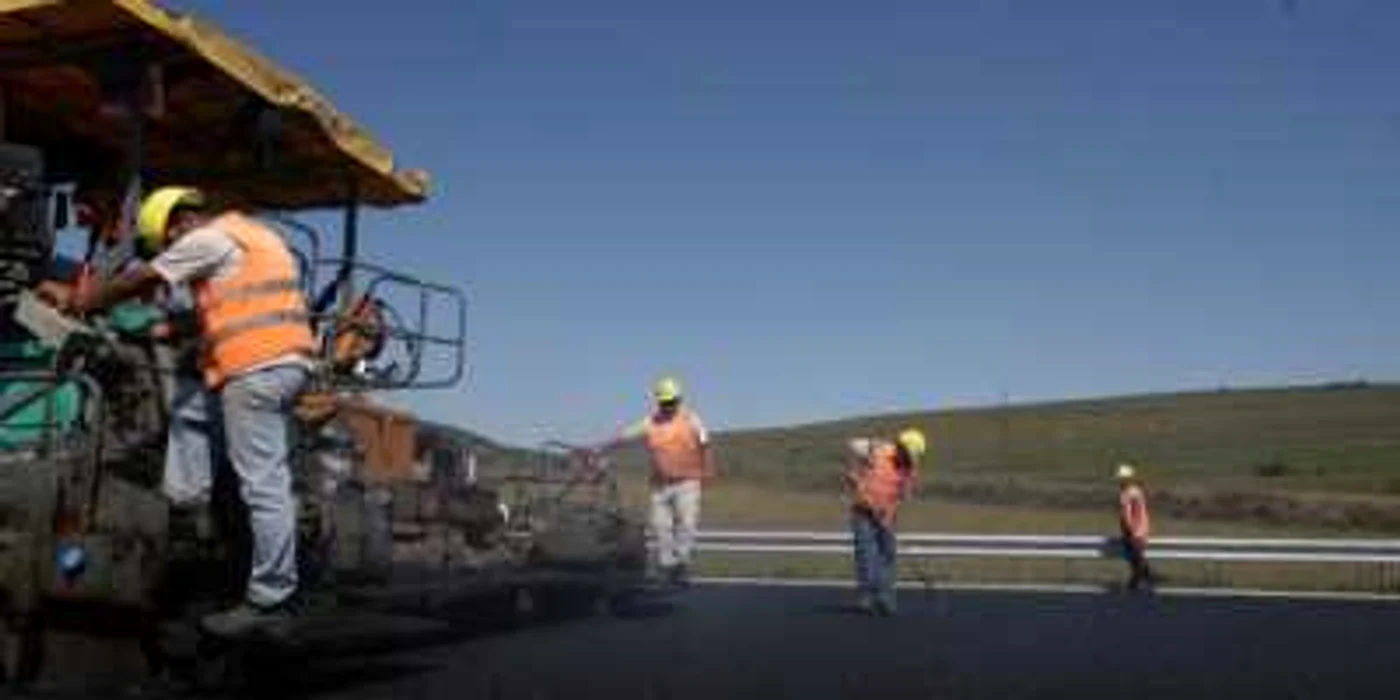 Cluj: Autostrada mai aşteaptă asfalt pe 7 kilometri
