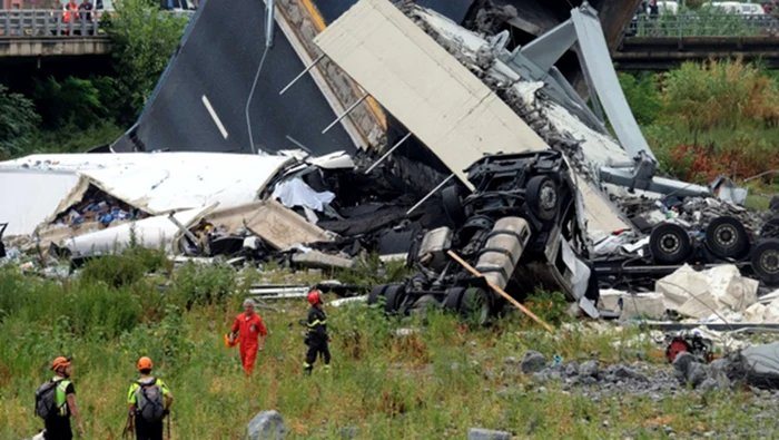 Doi români au murit în tragedia din 14 august, 2018. Foto: Profimedia