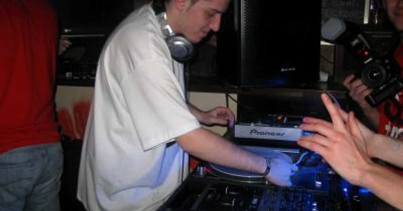 DJ Sauce vă aşteaptă în Downtown