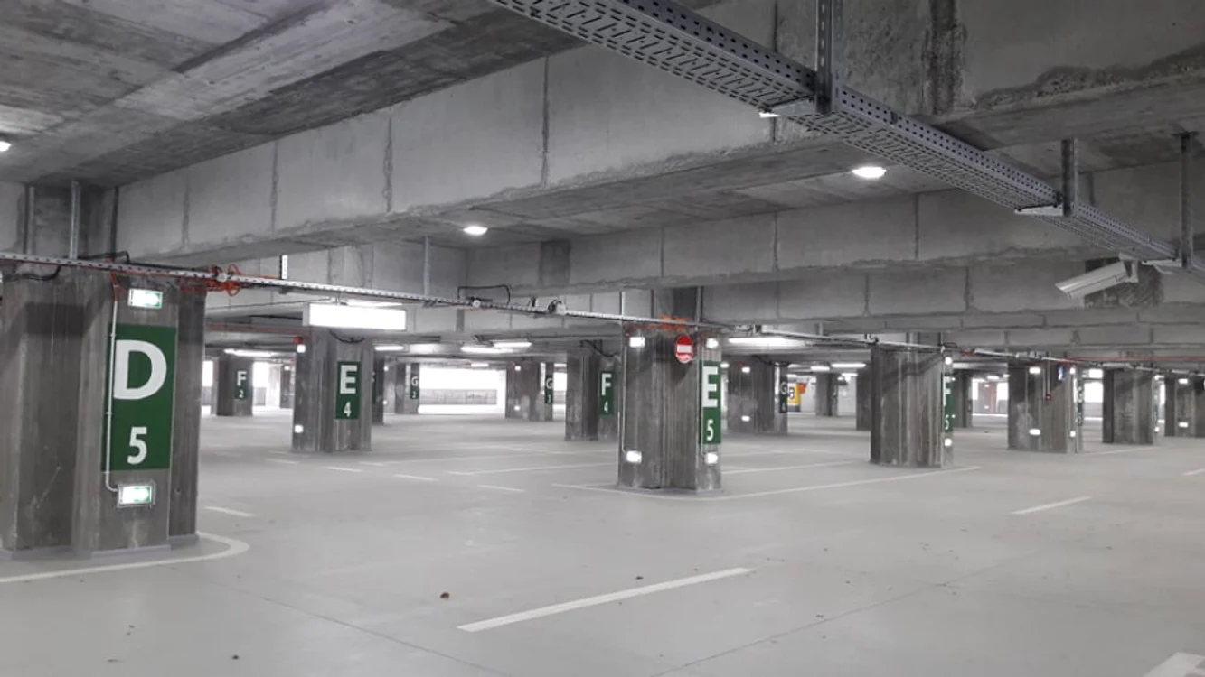 
    Parcare gratuită pentru șoferii care au abonamente de metrou, la terminalul Străulești  