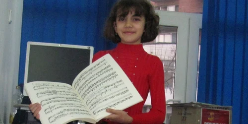 Maria Cristina Popescu, pianistă cu palmares internaţional la doar 9 ani