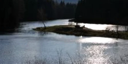 Lacul Trei Apei este unul dintre cele mai agreate de turiști.