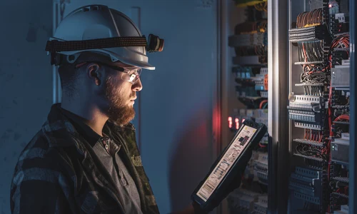 Electrician  Foto Freepik com jpg