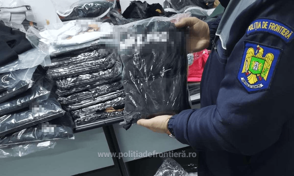 Peste 150.000 de produse contrafăcute, confiscate la frontieră în primele trei luni ale anului. Produsele preferate de contrabandiști