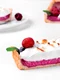 Tarta cu fructe si bezea  Sursa foto shutterstock 1994028971 jpg