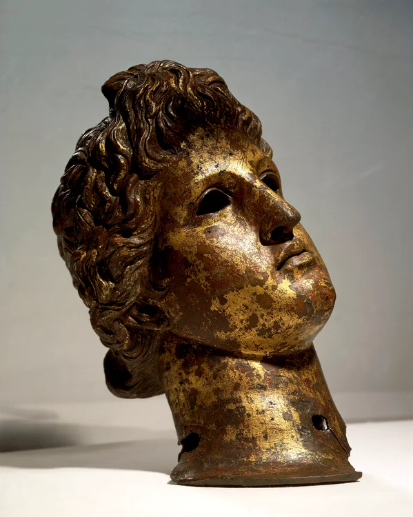 Capul lui Apollo (sec. II-III d.Hr.), descoperit în timpul săpăturilor care au scos la iveală oraşul roman Serdica