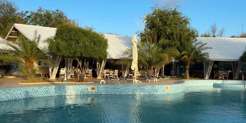 resort Mazare madagascar captura Youtube Back pack Your Life png