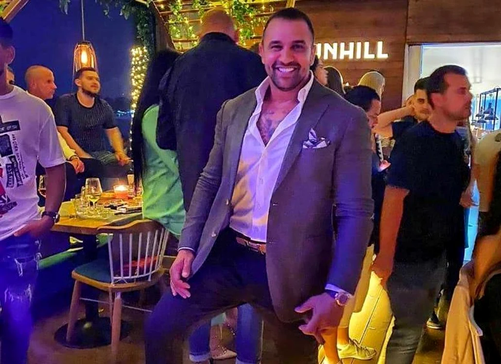 Pe timpul izolării, Alex Bodi posta fotografii din cluburile de pe Litoral