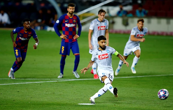
    Napoli și Barcelona s-au înfruntat ultima oară în 2020, dar în Liga CampionilorFoto: EPA-EFE  