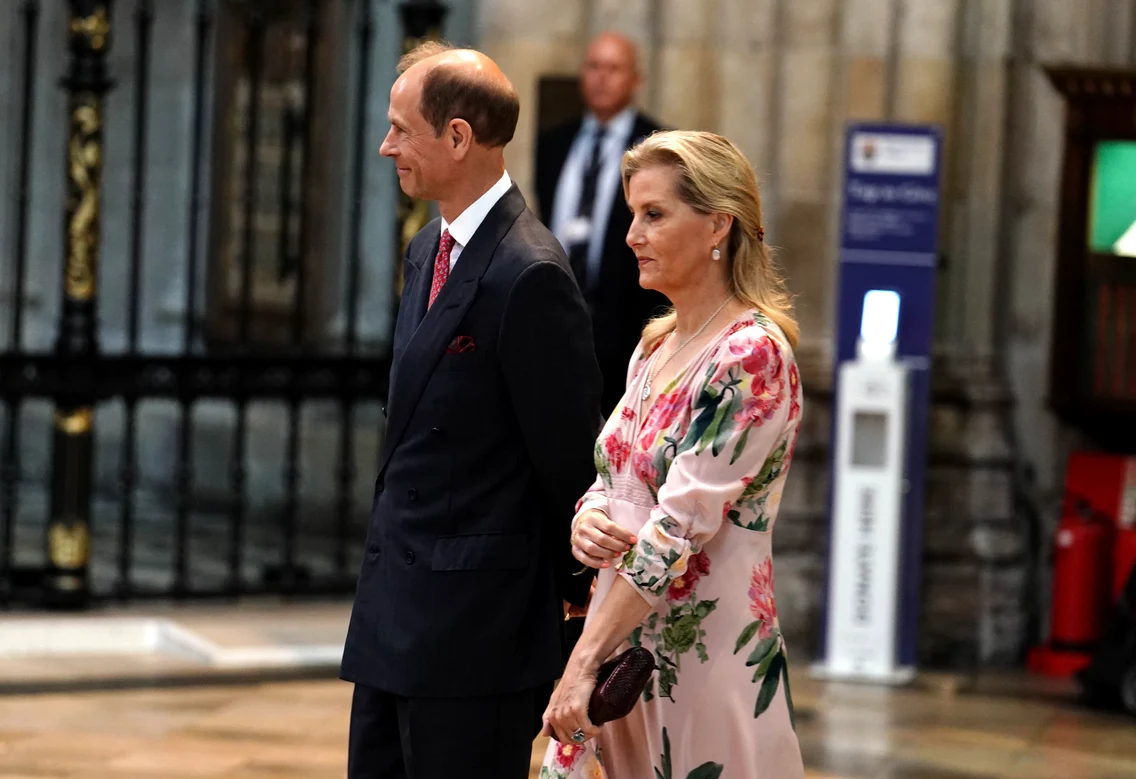 Ducii de Edinburgh la Westminster, Profimedia