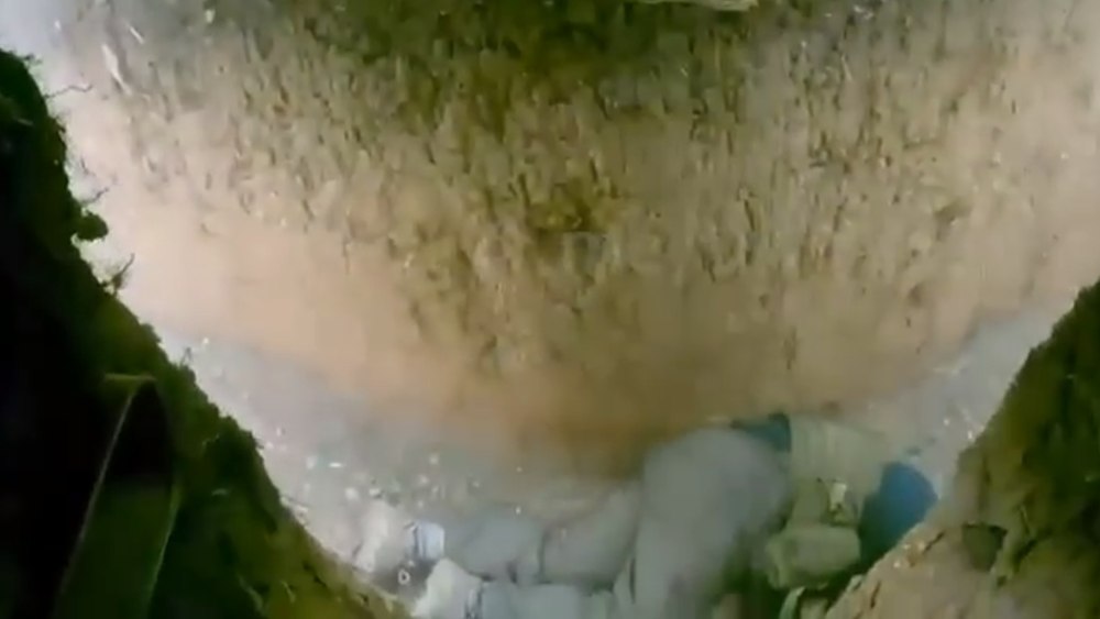 Momentul în care un cecen de-al lui Kadîrov este împușcat în tranșee de un soldat ucrainean VIDEO 