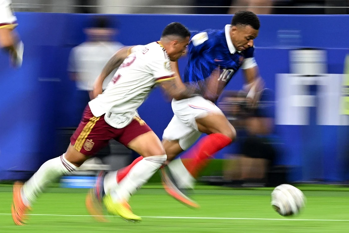 Mbappe spune că n-au reușit să-i facă pe spanioli să alerge mult după minge (Foto: EPAImages)