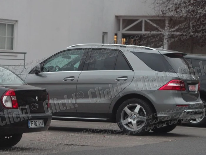 Loredana şi-a luat maşină scumpă