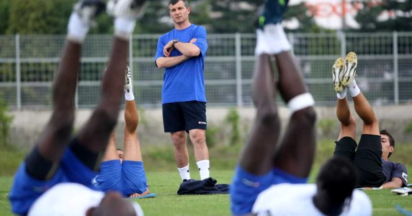 Sabău se gândeşte cum să-şi aşeze elevii la meciul cu Ajax