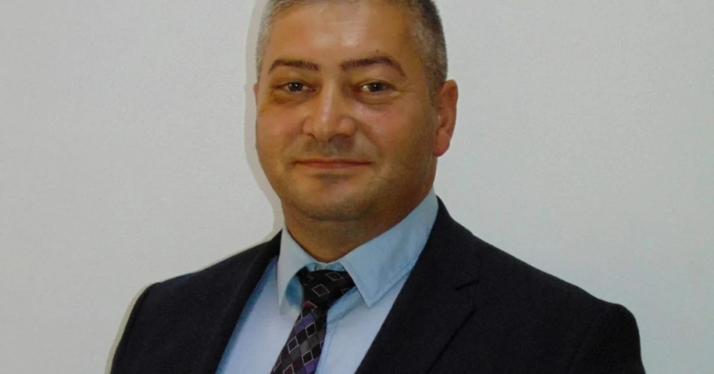 Laurenţiu Anghel s-a întors din Italia pentru a conduce comuna Stoina
