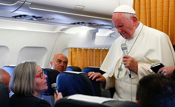 Papa Francisc îi sfătuiește pe creștini să își iertare față de persoanele gayFoto Twitter