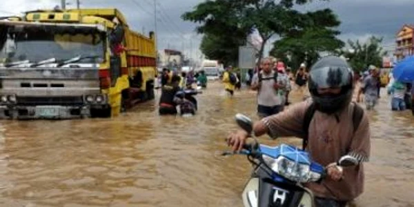 Taifunul Ketsana provoacă moartea a cel puţin 23 de persoane în Vietnam