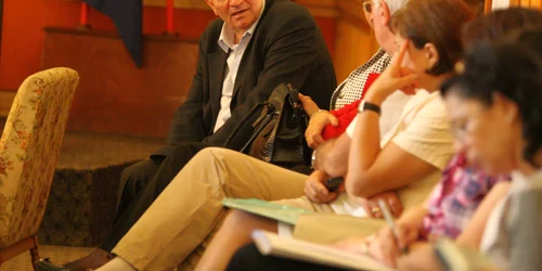 Dumitru Nicolae le-a dat subordonaţilor prime şi sporuri ilegale de circa 10.000 de lei de fiecare