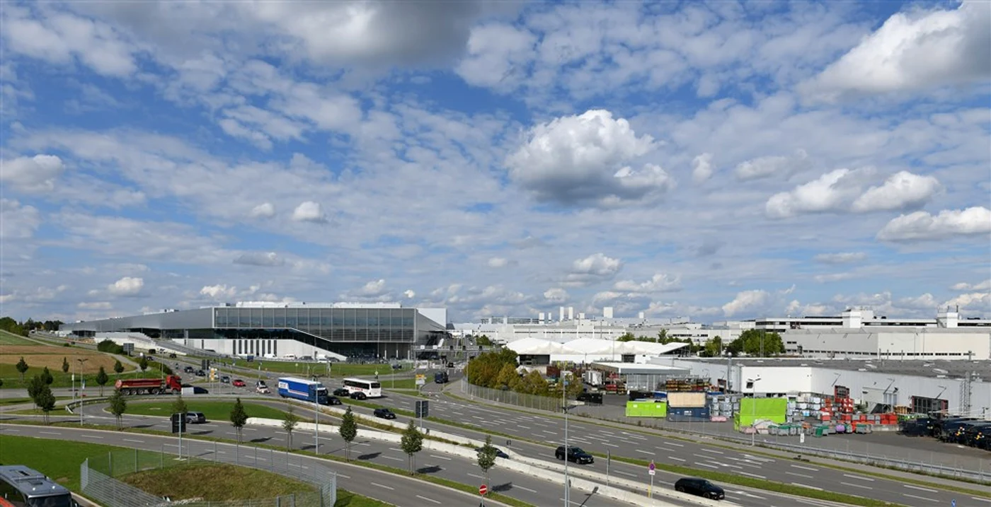 Fabrica Mercedes din Sindelfingen Foto EPA EFE