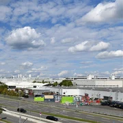 Fabrica Mercedes din Sindelfingen Foto EPA EFE jpg