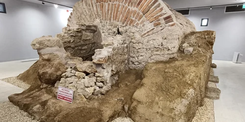 Hypogeu FOTO Muzeul de Istorie si Arheologie Constanta jpg