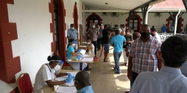 Vaccinare in Seychelles FOTO AFP
