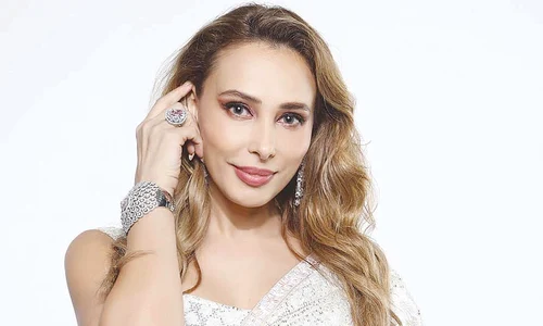 foto 1   Iulia Vantur jpg