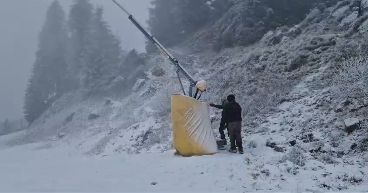 Poiana Brașov dă startul sezonului de schi: tunurile de zăpadă au fost activate!