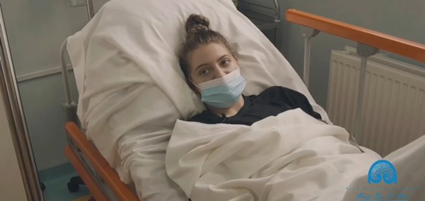 
    Medicii în timpul operațieiFOTO captura Facebook/ Spitalul de Neurochirurgie din Iași  