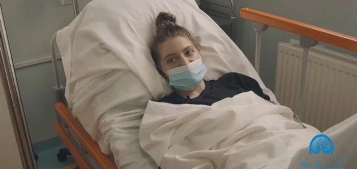 Medicii în timpul operațieiFOTO captura Facebook/ Spitalul de Neurochirurgie din Iași