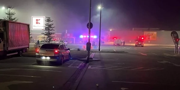 incendiu magazin kaufland steaua slatina   foto info trafic slatina (2) jpeg