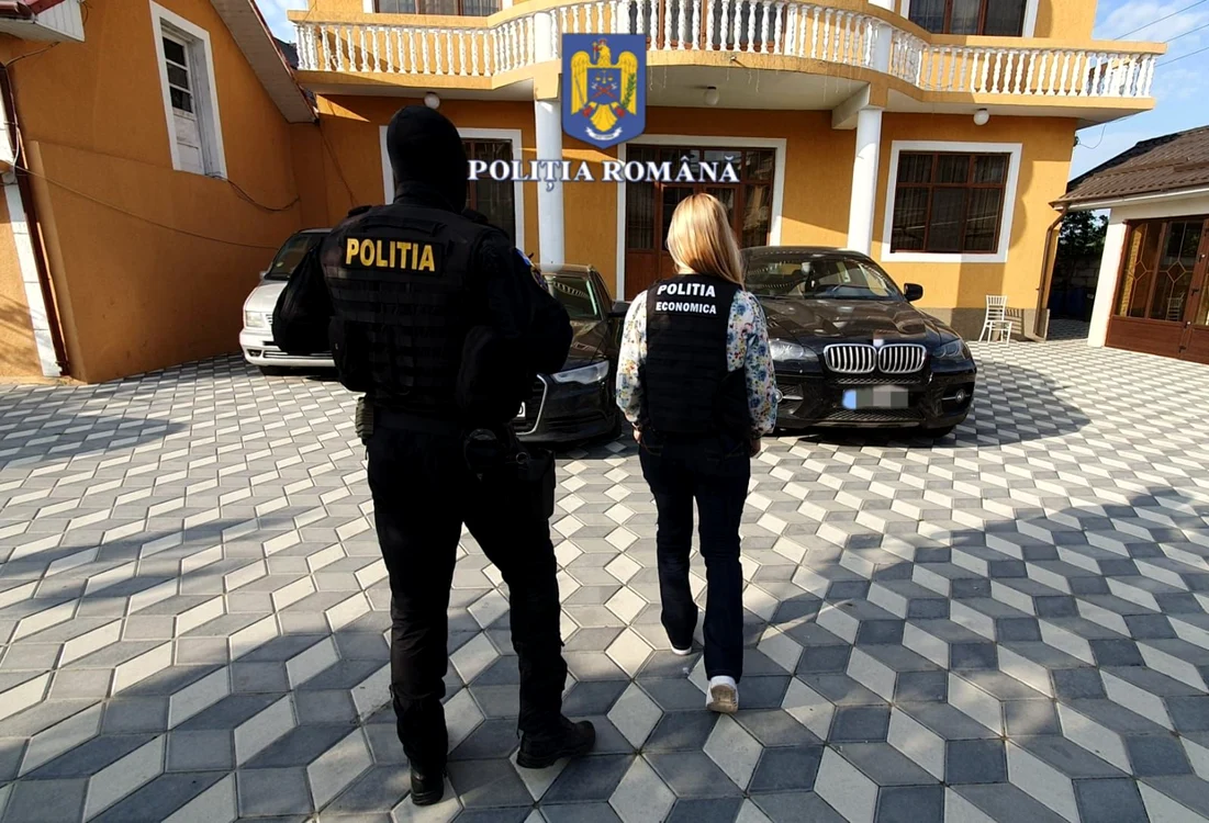 Polițiștii au descins la nouă adrese din Potcoava și două din Slatina FOTO: IPJ Olt