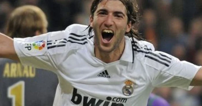 Primera Division - Real Madrid învinge pe Getafe şi egalează Barcelona la puncte