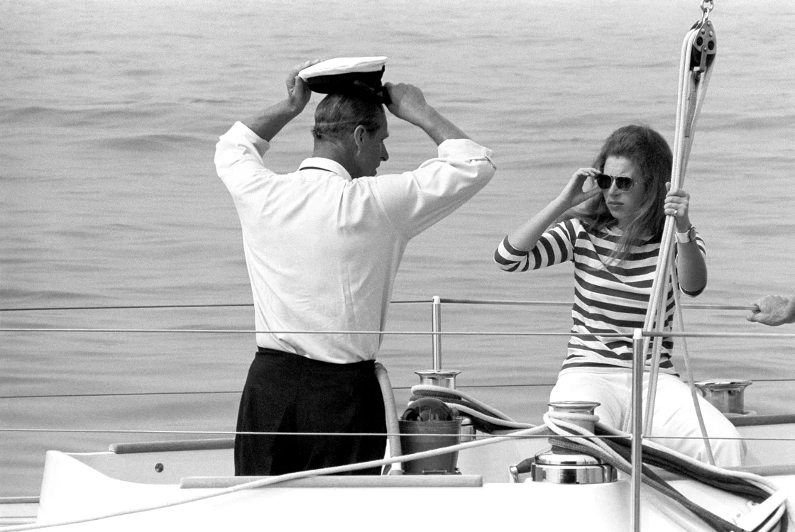 Prințesa Anne și tatăl ei, Prințul Philip, în august 1970, Profimedia jpg