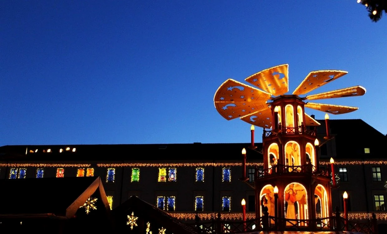 Târgurile de Crăciun sunt o adevărată instituţie în Germania, iar Târgul de Crăciun de la Nuremberg din Bavaria este unul duntre cele mai renumite. Foto: Pixabay