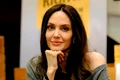 Angelina Jolie (2) jpg