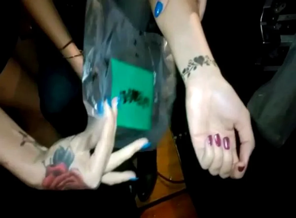 Dana Săvuică (46 de ani) și-a făcut un tatuaj semipermanent